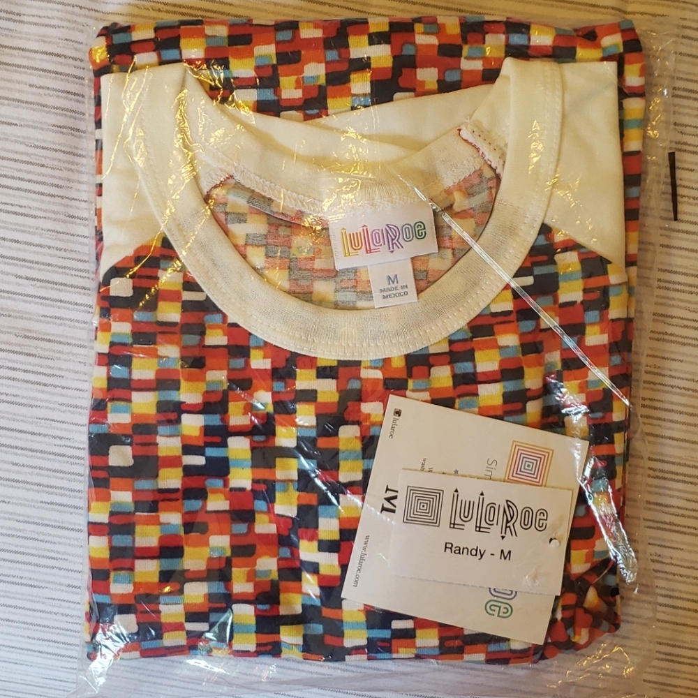 LulaRoe NWT Randy Geometric Design Size Medium